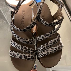 Corkyz sandles size 10.